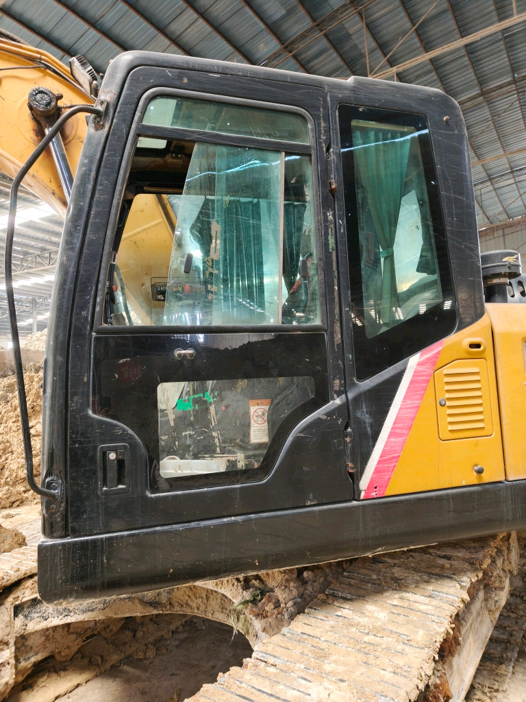 Excavadora SY135C Sany
