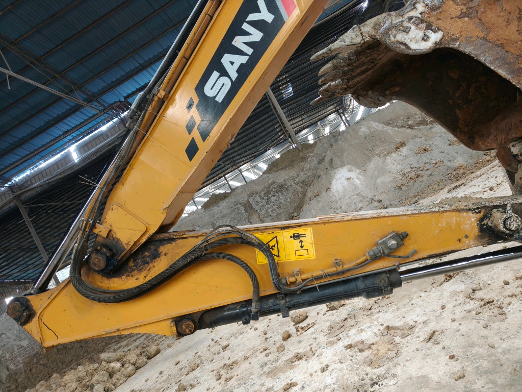 Excavadora SY135C Sany