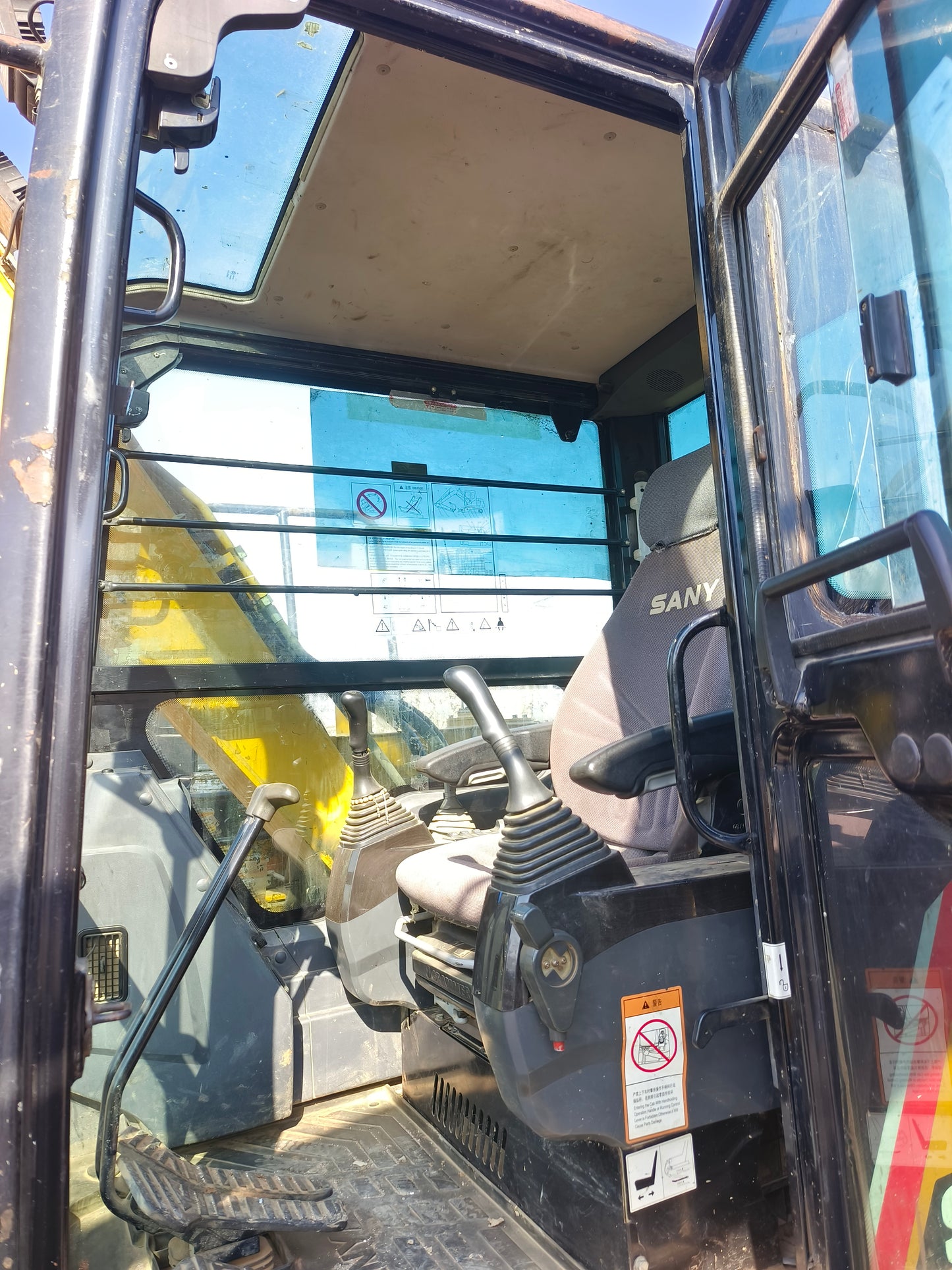 Excavadora SY75C Sany