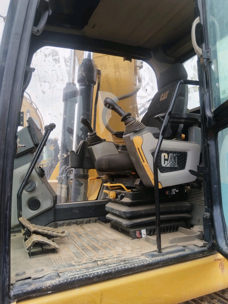 Excavadora 320 Caterpillar