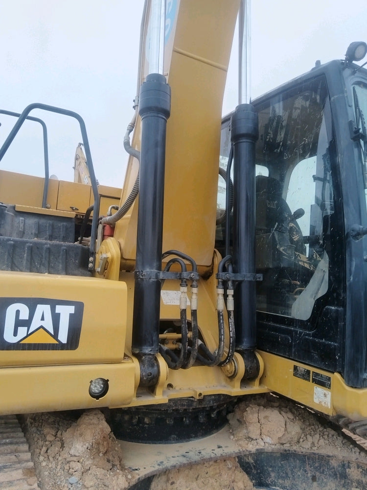 Excavadora 320 Caterpillar