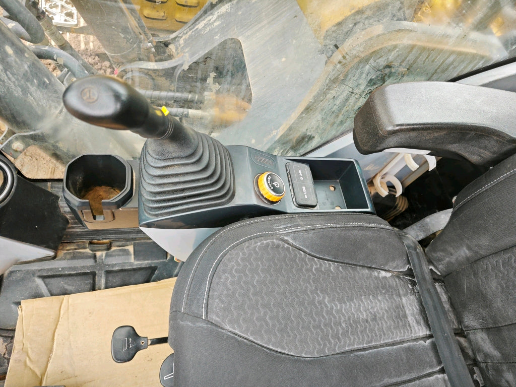 Excavadora SY215C-S Sany