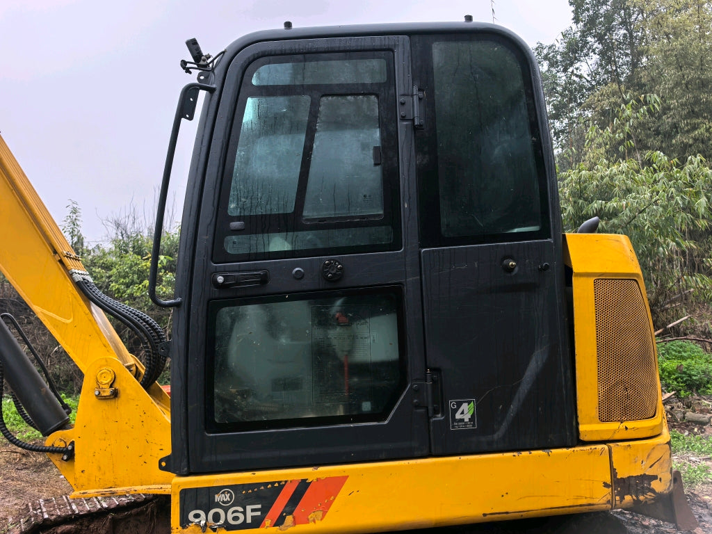 Excavadora CLG906F Liugong
