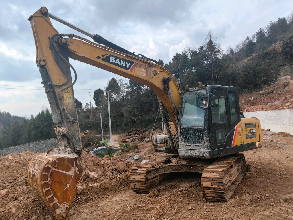 Excavadora SY135C Sany