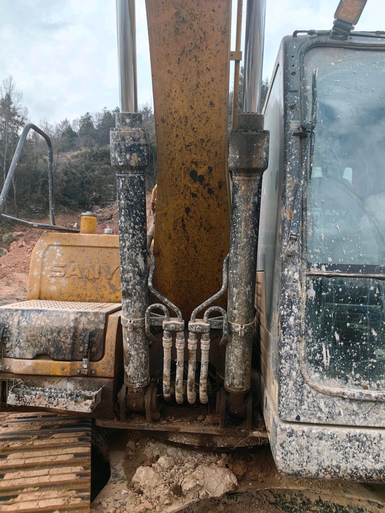 Excavadora SY135C Sany