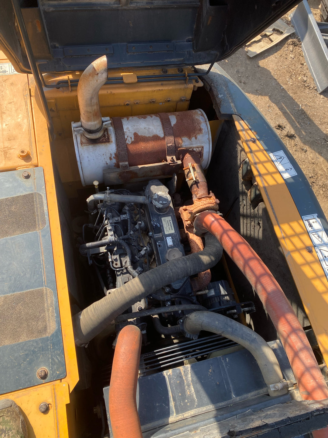 Excavadora R110VS Hyundai
