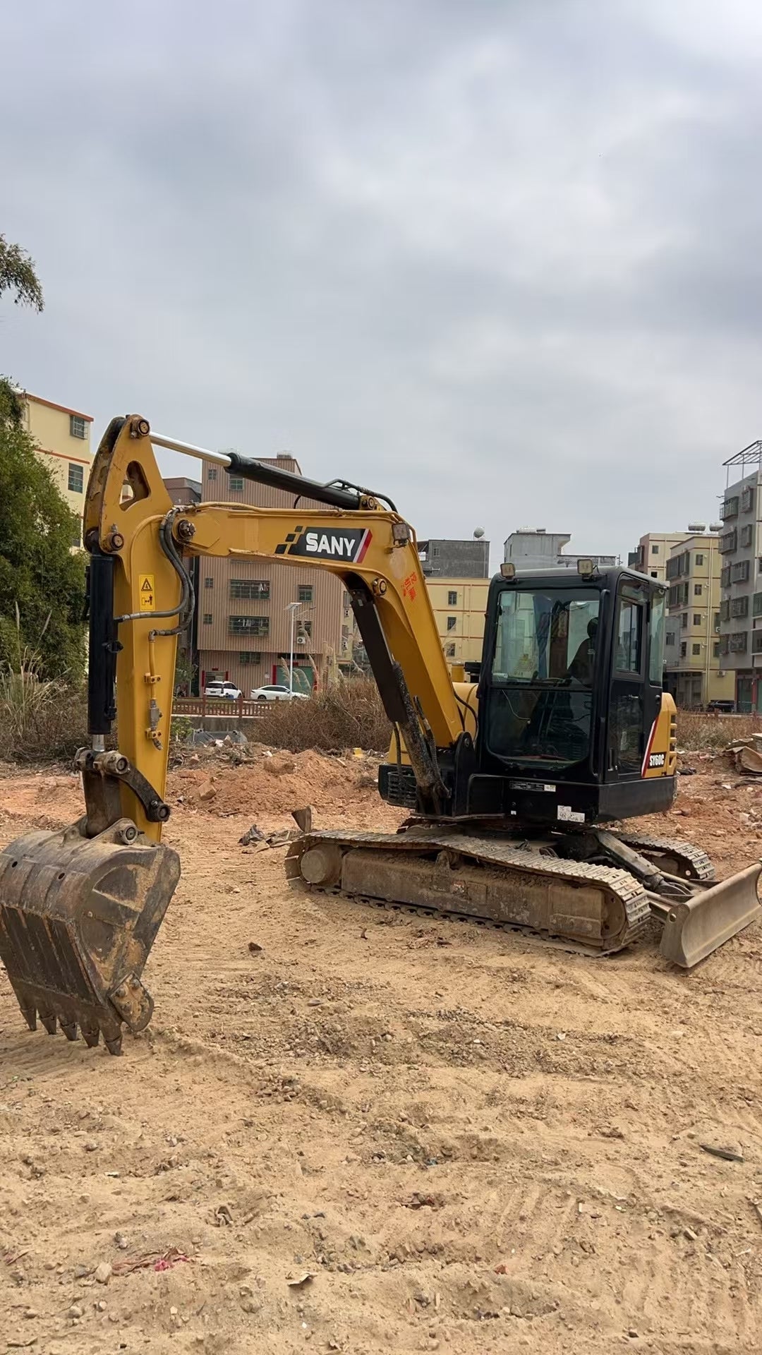 Excavadora SY60C Sany