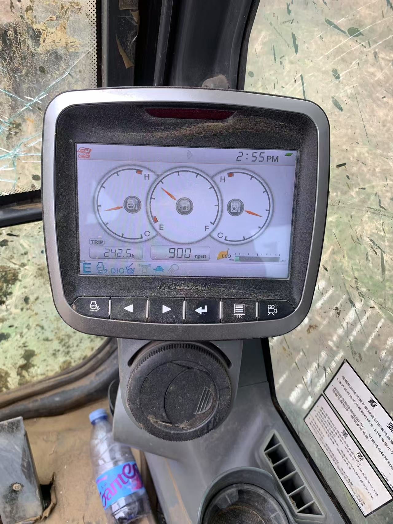 Excavadora DX130-9CN Doosan