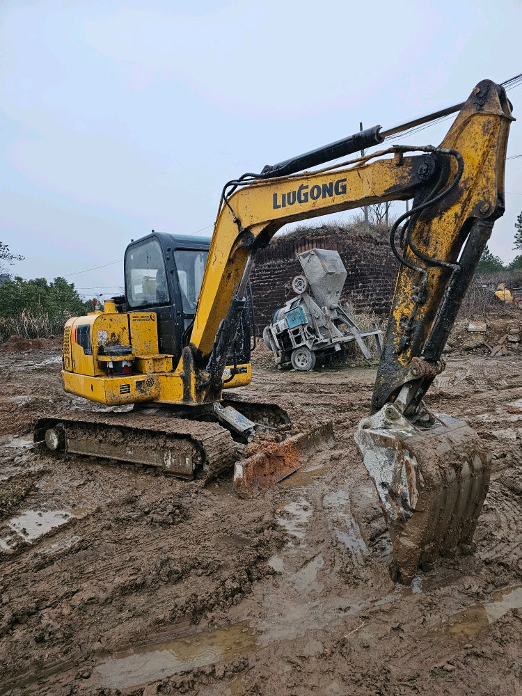 Excavadora CLG9055E Liugong