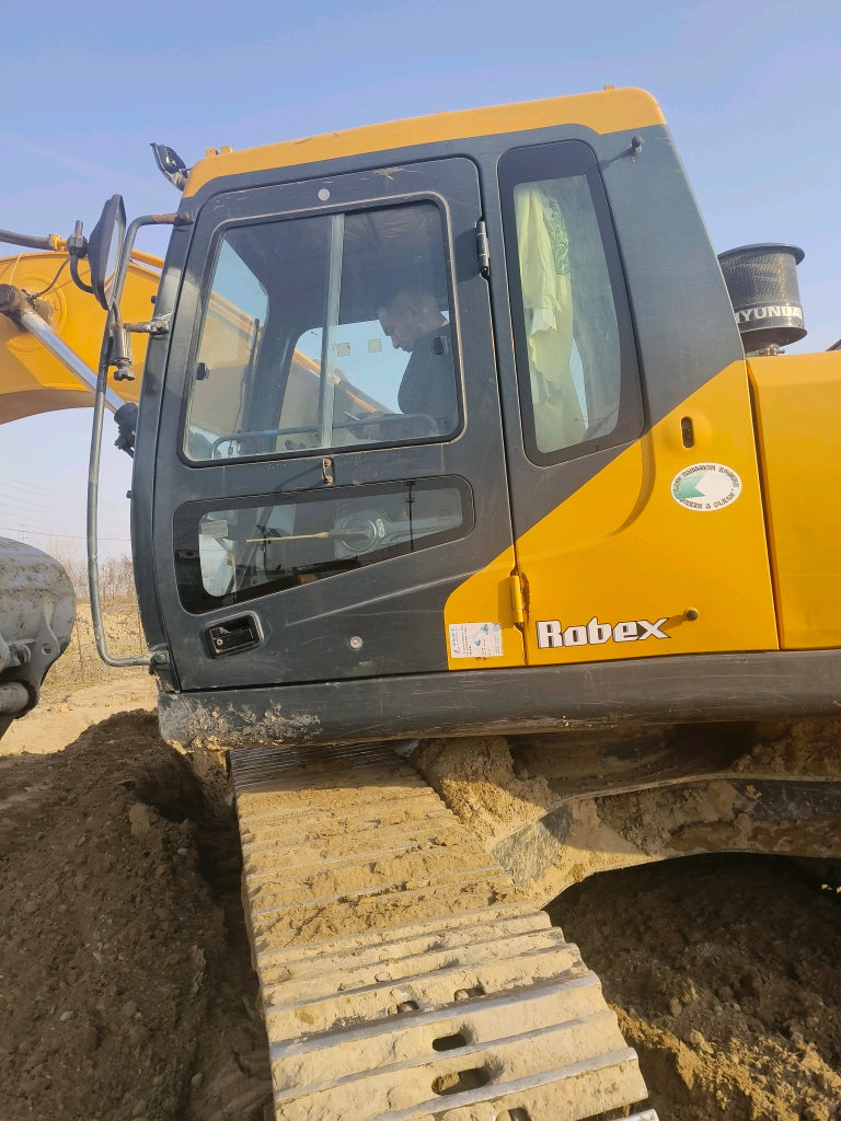 Excavadora R215VS Hyundai