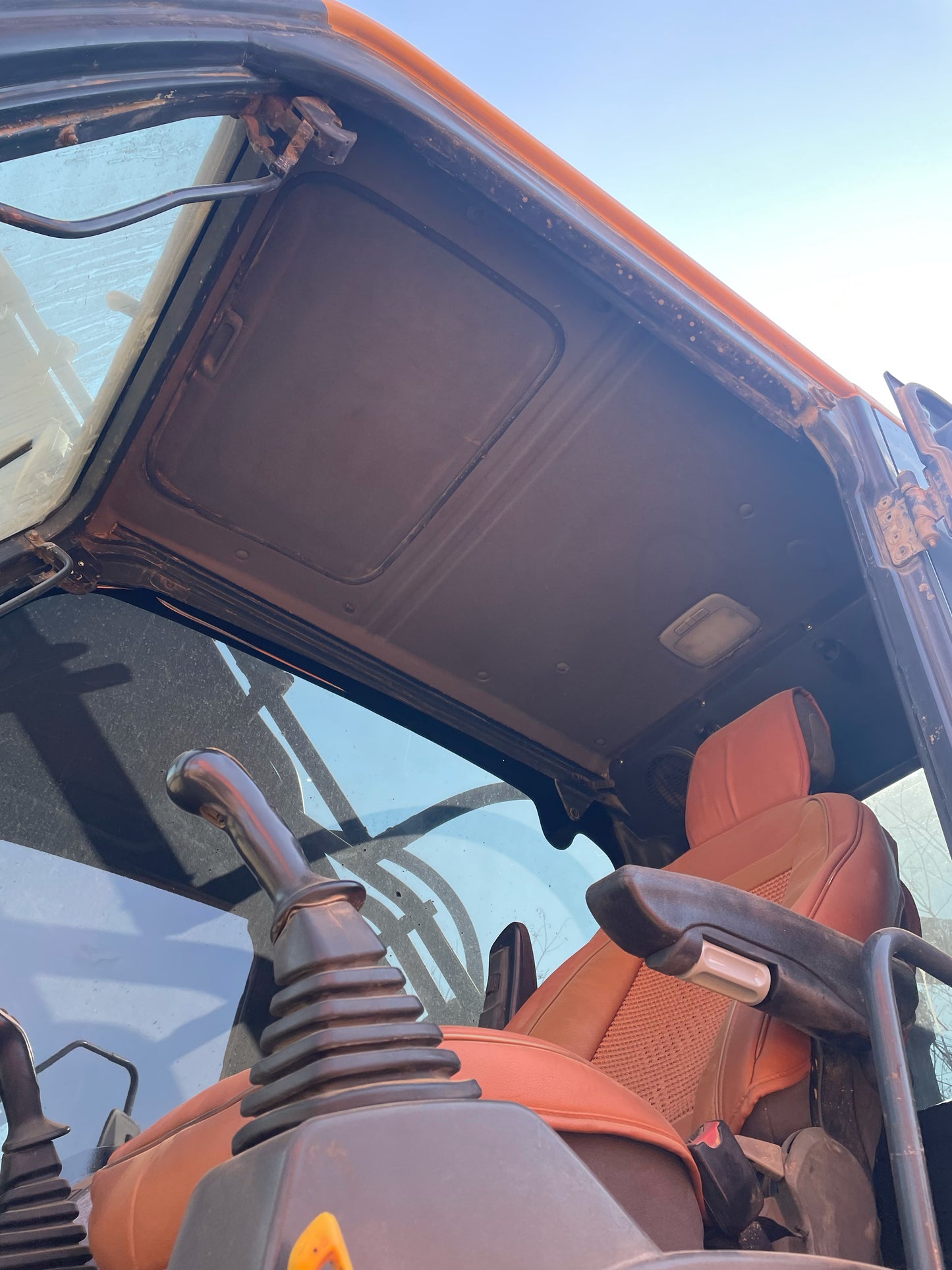 Excavadora R495LVS Hyundai