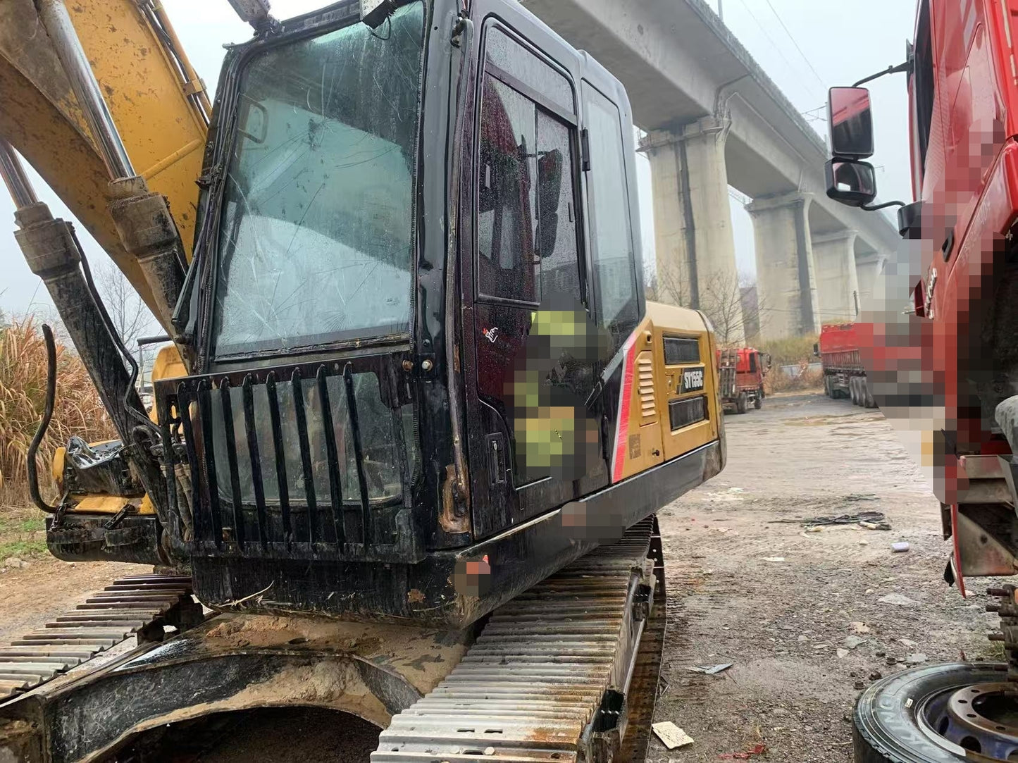 Excavadora SY135C Sany