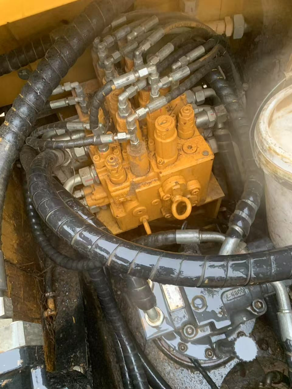 Excavadora SY135C Sany