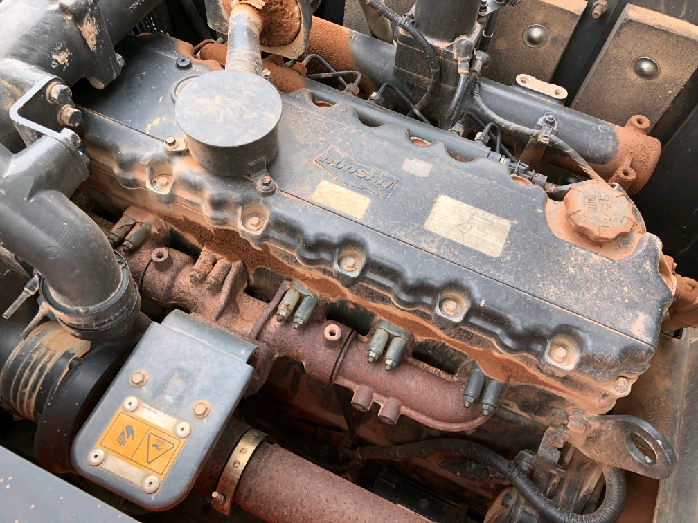Excavadora DX215-9C Doosan