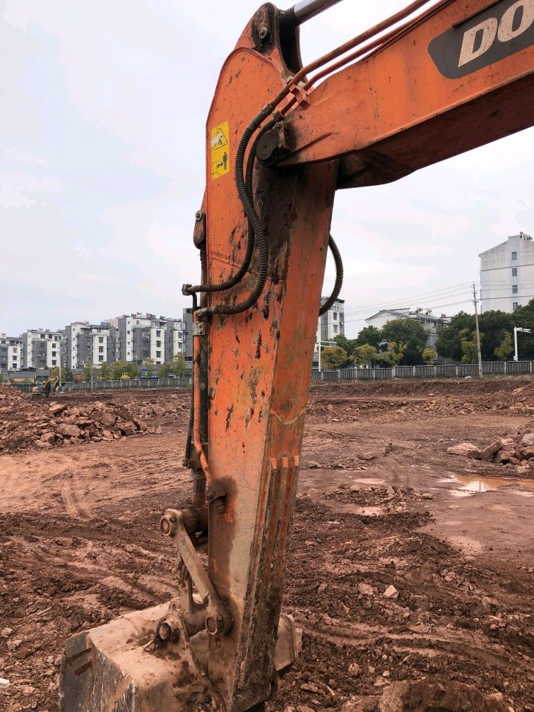 Excavadora DX215-9C Doosan