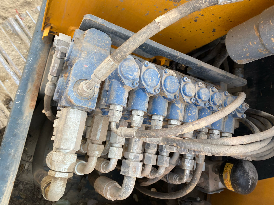 Excavadora HX60 Hyundai