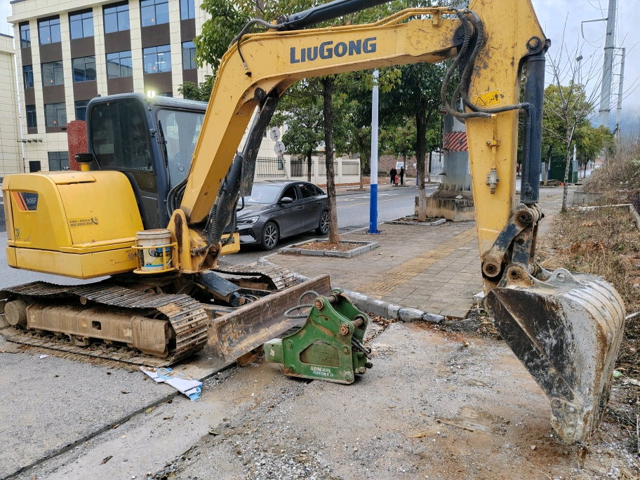 Excavadora CLG906F Liugong