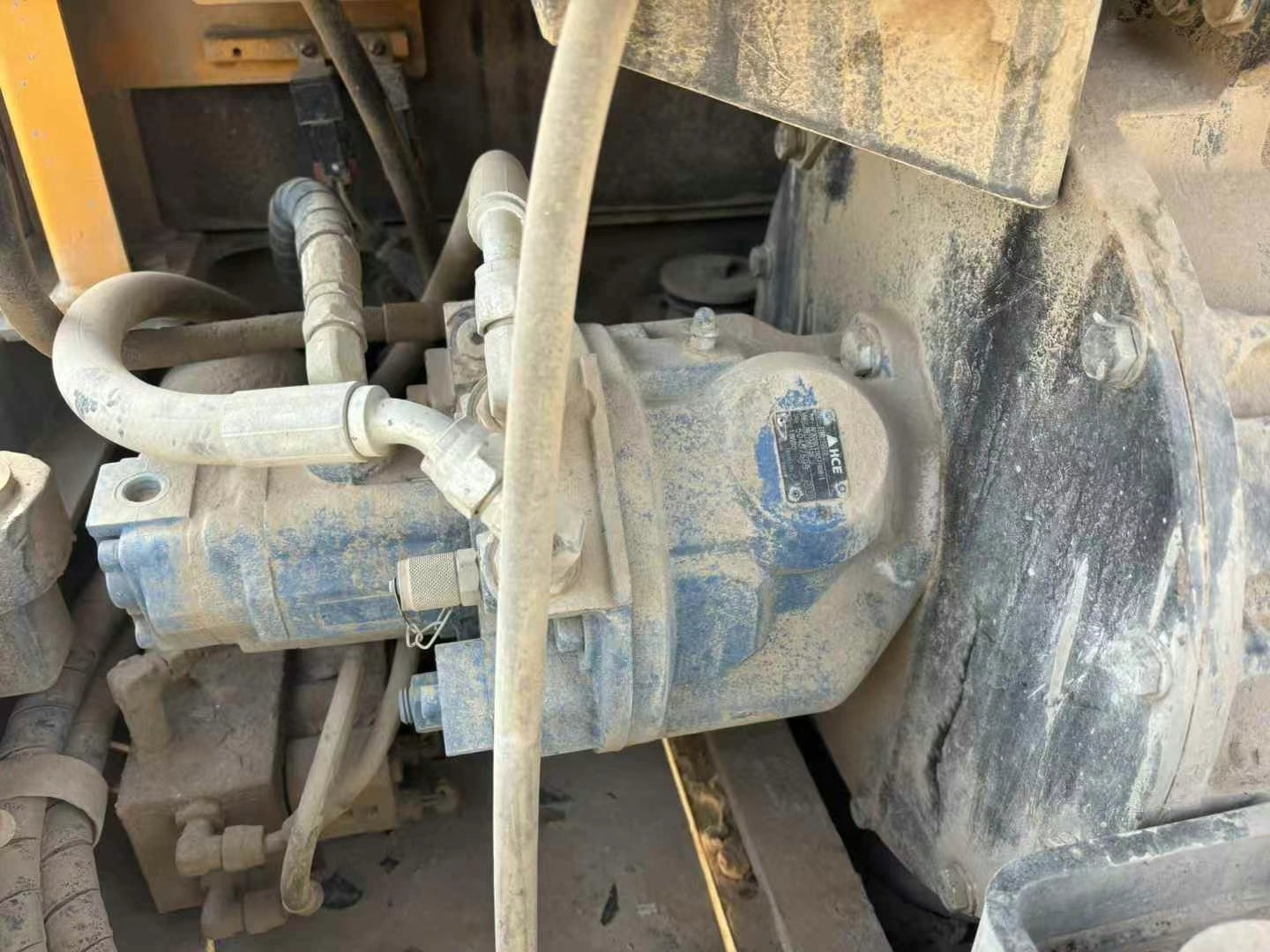 Excavadora R60VS Hyundai