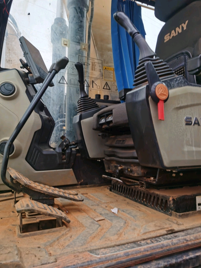Excavadora SY205C Sany