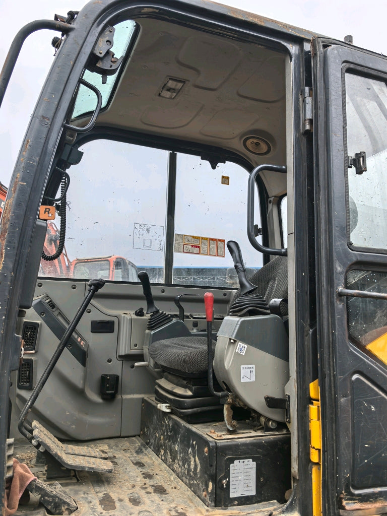 Excavadora CLG906E Liugong