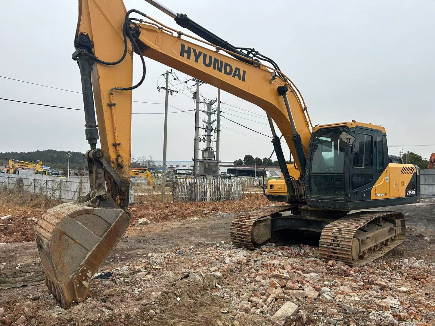 Excavadora R215VS Hyundai