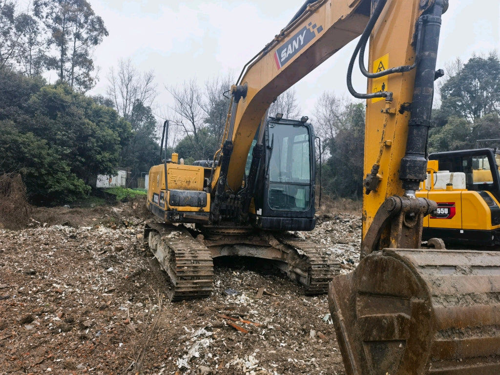 Excavadora SY135C Sany