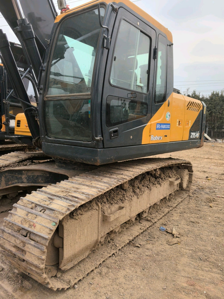 Excavadora R215LVS Hyundai
