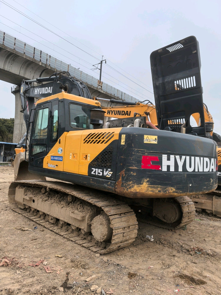 Excavadora R215LVS Hyundai