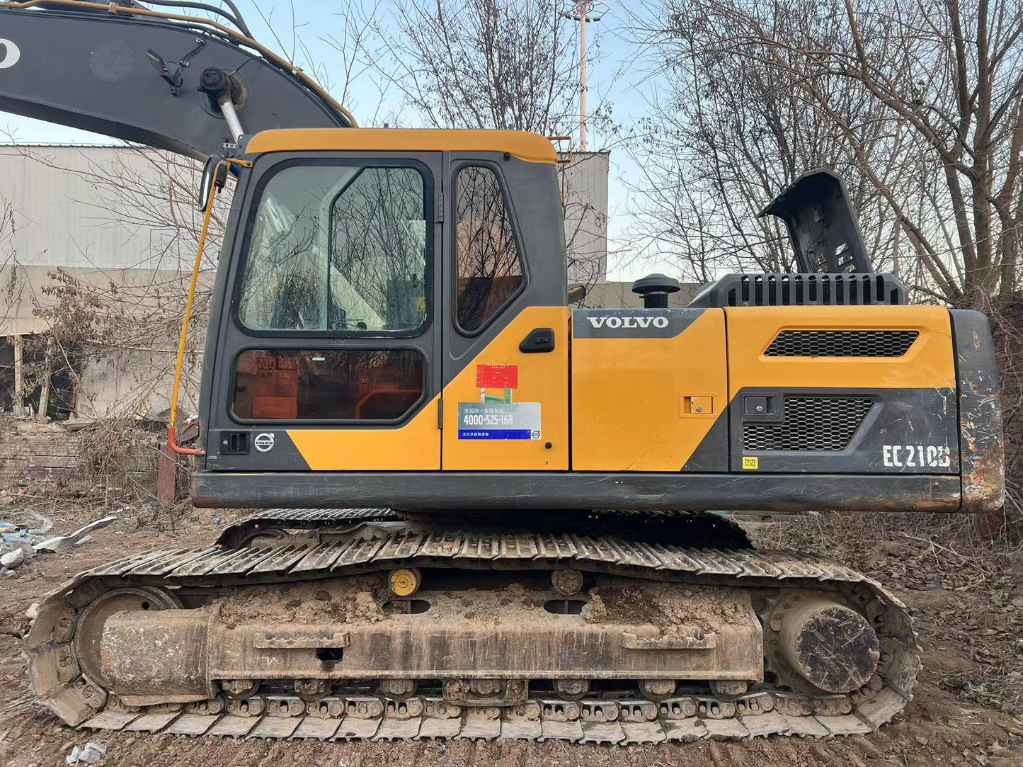 Excavadora EC210D Volvo