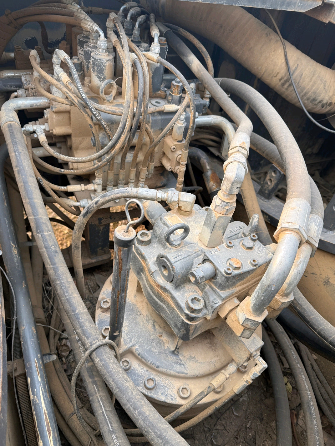 Excavadora EC250DL Volvo