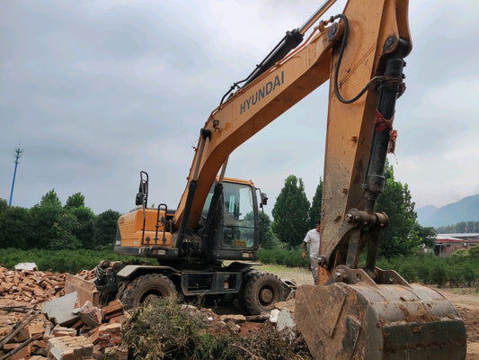Excavadora R210WVS Hyundai