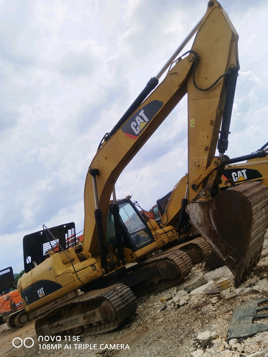 Excavadora 324D Caterpillar