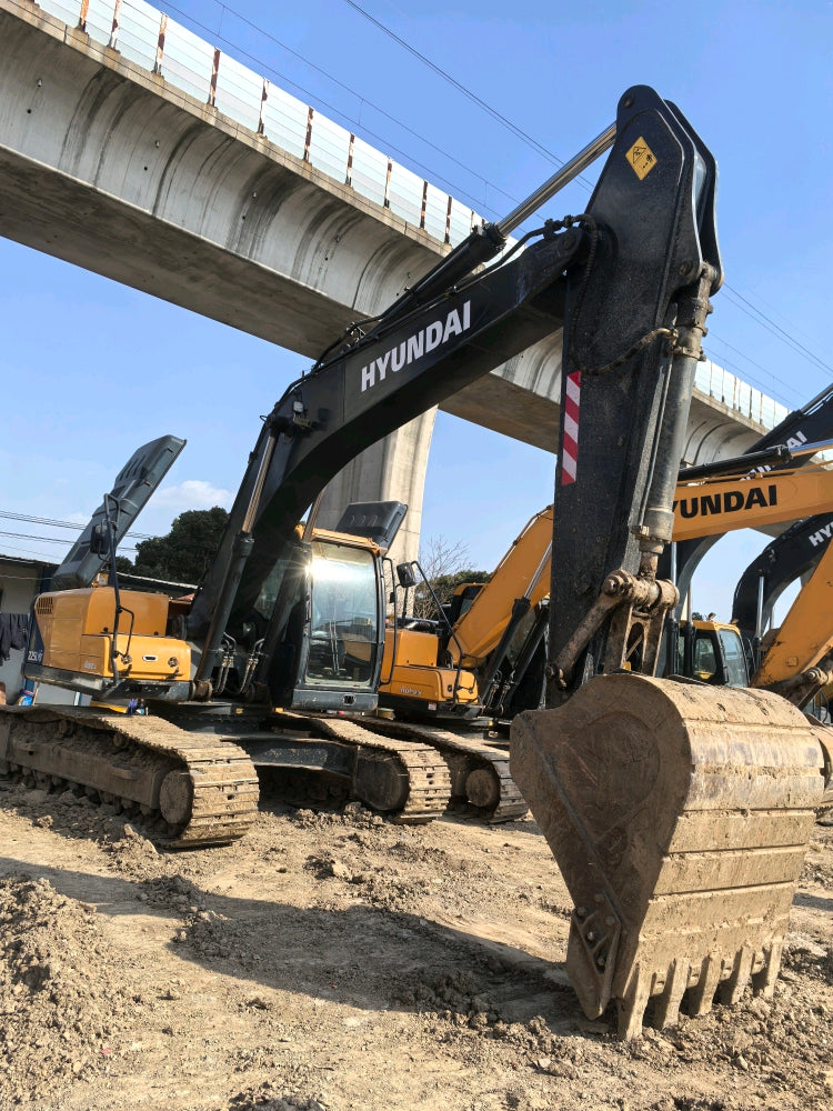 Excavadora R225LVS Hyundai