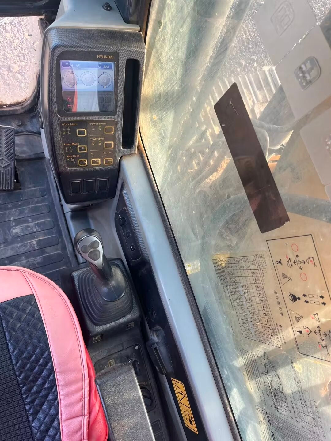 Excavadora R130VS Hyundai
