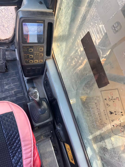 Excavadora R130VS Hyundai