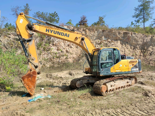 Excavadora R225LVS Hyundai