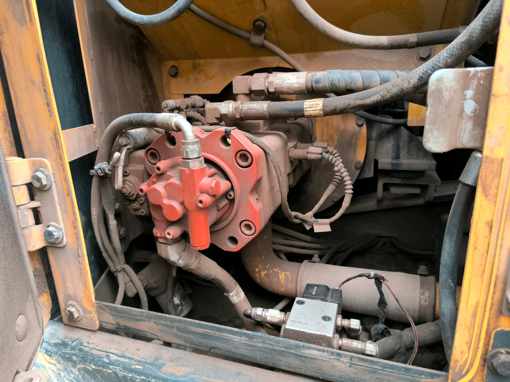 Excavadora R110VSN Hyundai
