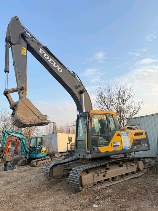 Excavadora EC220D Volvo