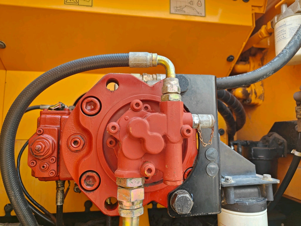 Excavadora R215VS Hyundai