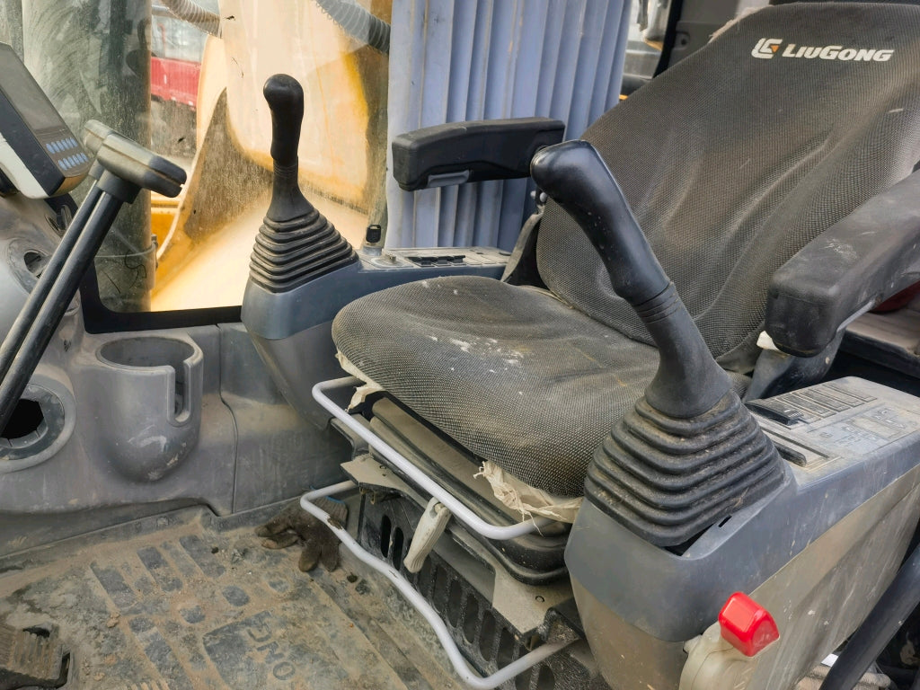 Excavadora CLG938EHD Liugong