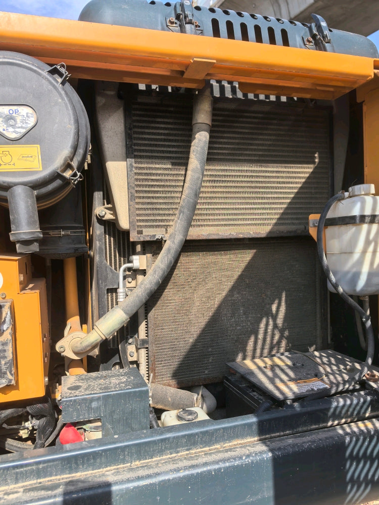 Excavadora R130VS Hyundai