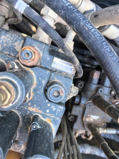 Excavadora R130VS Hyundai