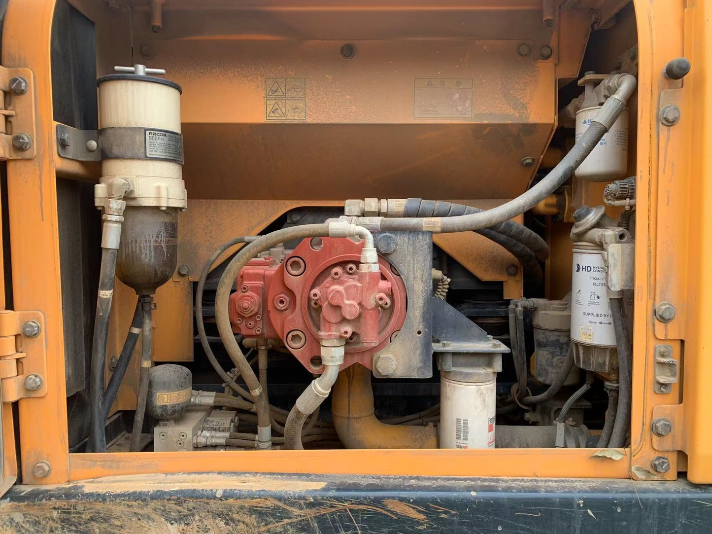 Excavadora R205VSN Hyundai
