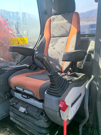 Excavadora DX380LC-9C Doosan