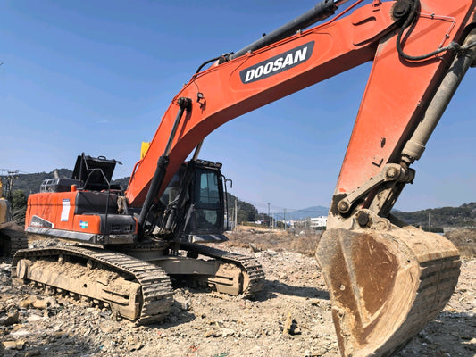 Excavadora DX380LC-9C Doosan