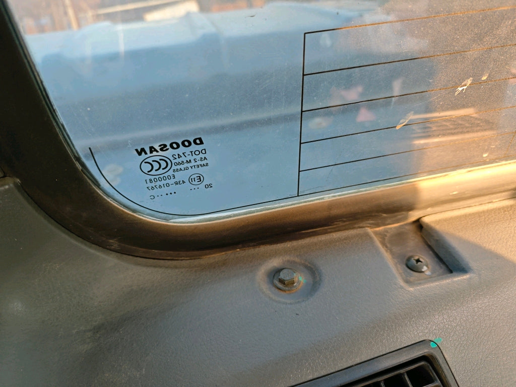 Excavadora DX130-9CN Doosan