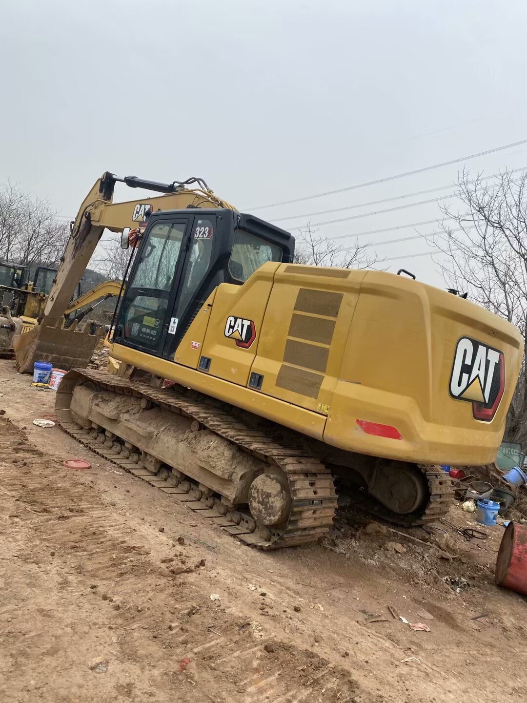 Excavadora 323 Caterpillar