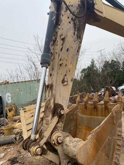 Excavadora 323 Caterpillar