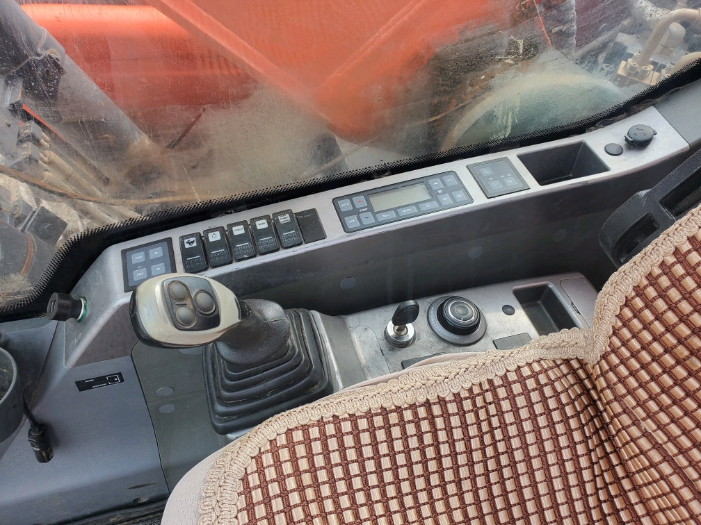 Excavadora DX215-9C Doosan