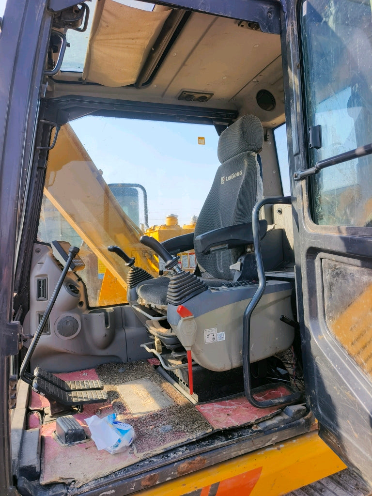 Excavadora CLG9075E Liugong